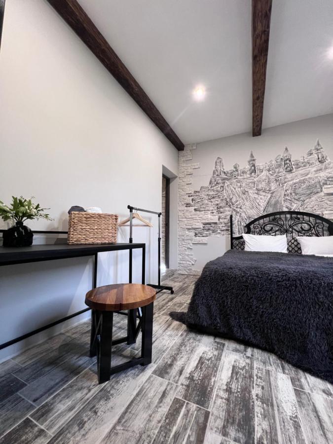 Nazar Stodolya Hotel Kamianets-Podilskyi Ngoại thất bức ảnh