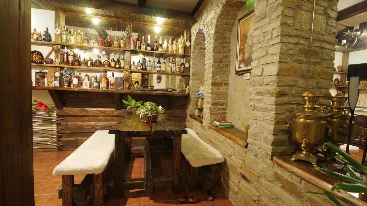 Nazar Stodolya Hotel Kamianets-Podilskyi Ngoại thất bức ảnh