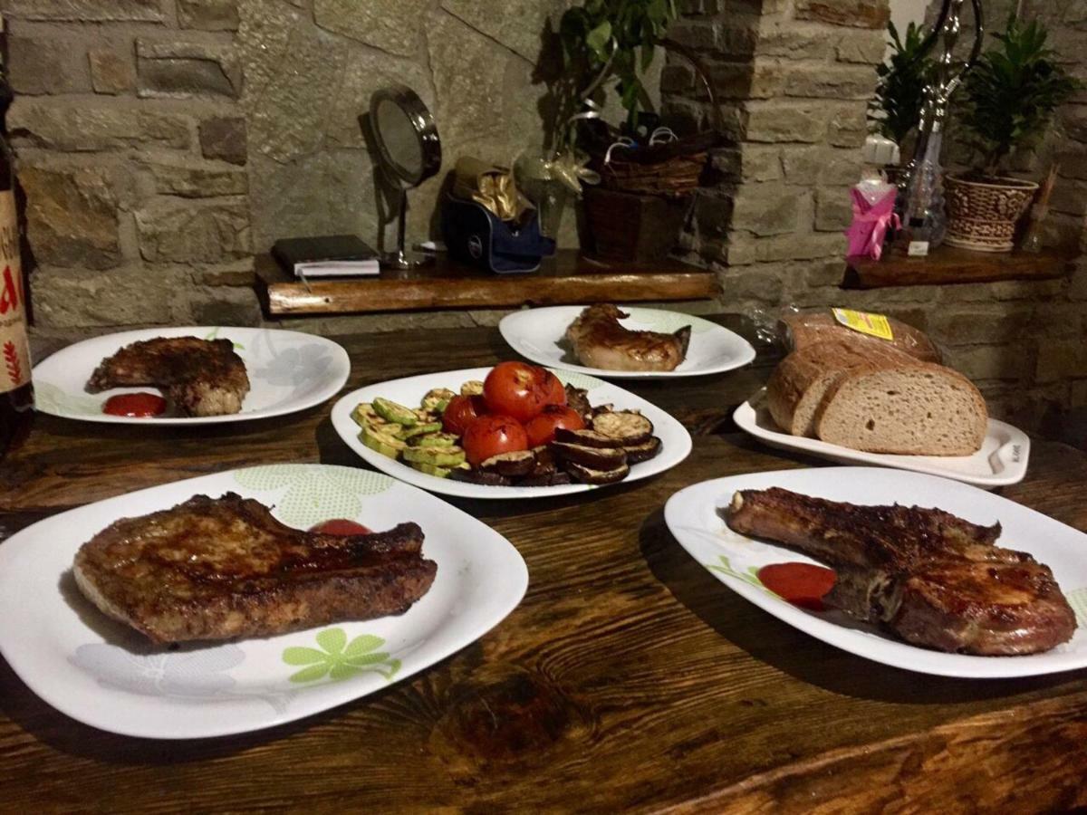 Nazar Stodolya Hotel Kamianets-Podilskyi Ngoại thất bức ảnh