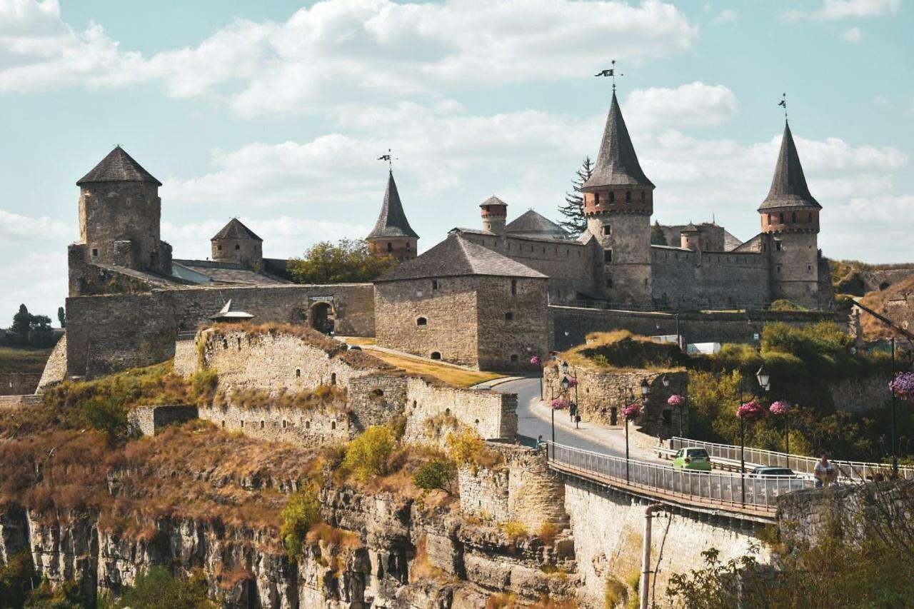 Nazar Stodolya Hotel Kamianets-Podilskyi Ngoại thất bức ảnh